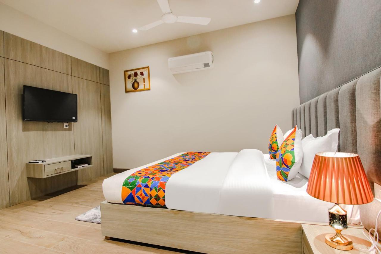 Fabhotel Prime K9 Grand 루드히아나 외부 사진