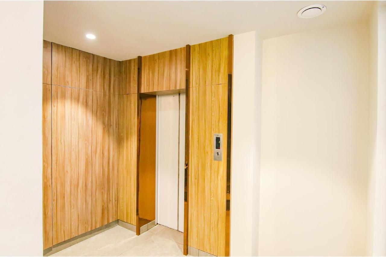 Fabhotel Prime K9 Grand 루드히아나 외부 사진